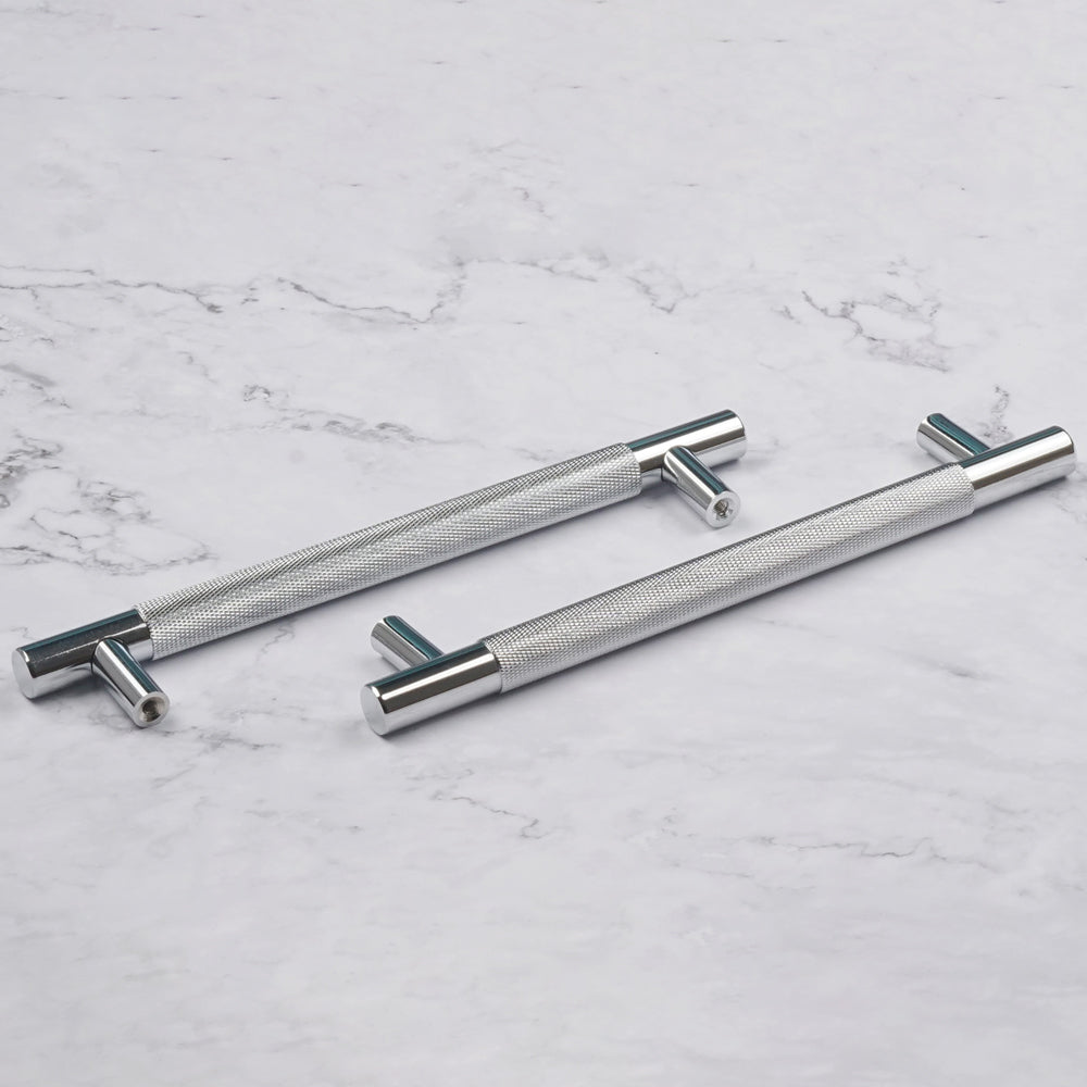Close-up of aluminum alloy knurled handle with anti-slip texture