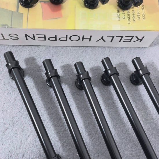 Iron Bar (Matte Black) w/ Zinc-Alloy Base
